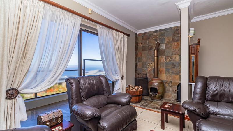 5 Bedroom Property for Sale in Village On Sea Western Cape